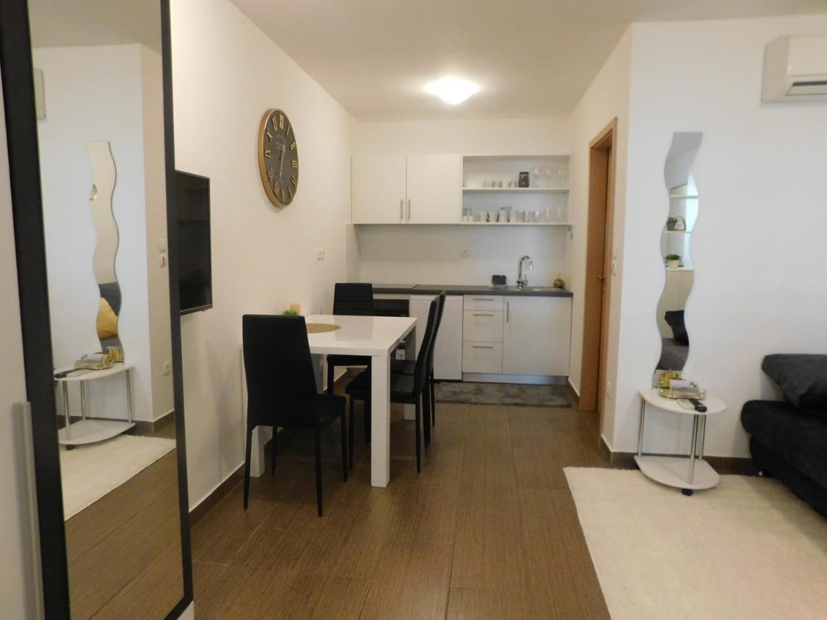 Modern Center Studio Under The Castle - Free Parking Διαμέρισμα Λιουμπλιάνα Εξωτερικό φωτογραφία