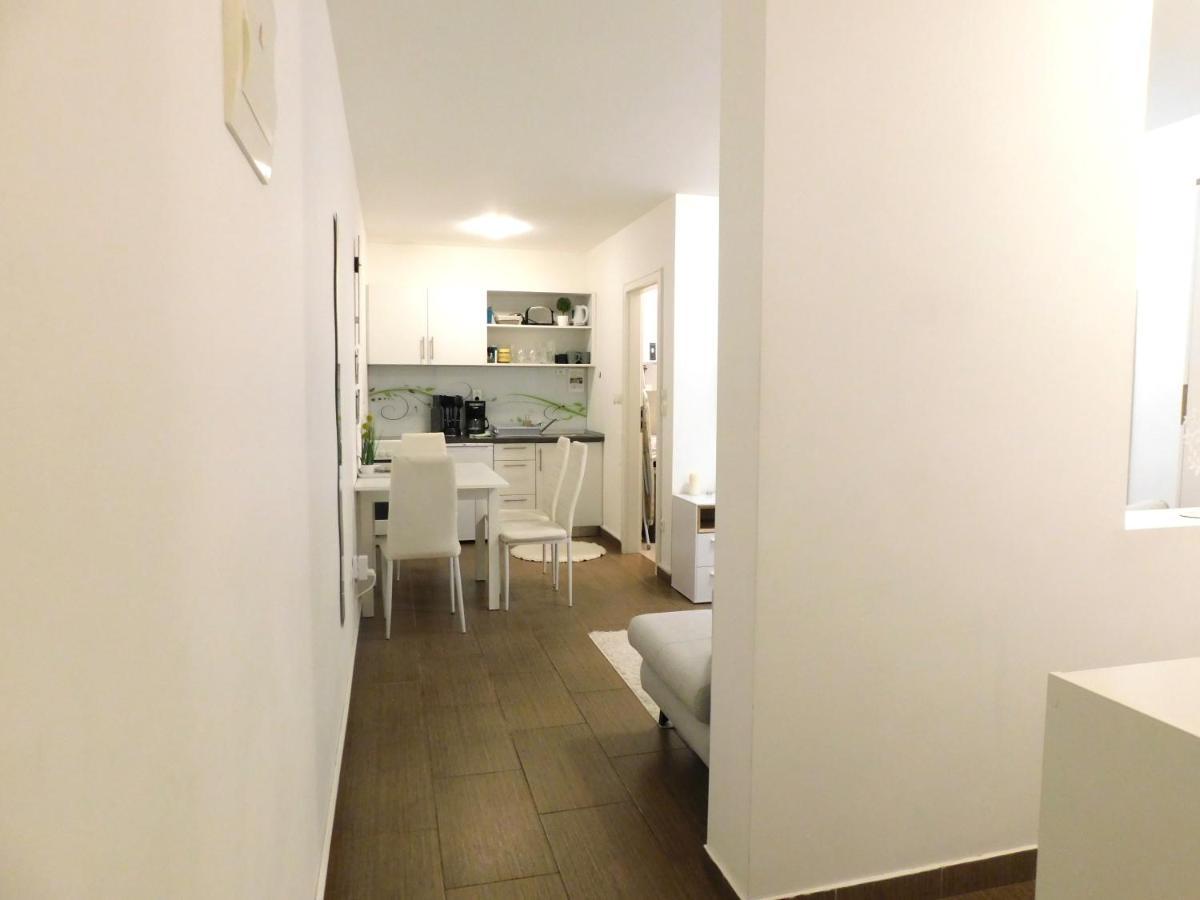 Modern Center Studio Under The Castle - Free Parking Διαμέρισμα Λιουμπλιάνα Εξωτερικό φωτογραφία