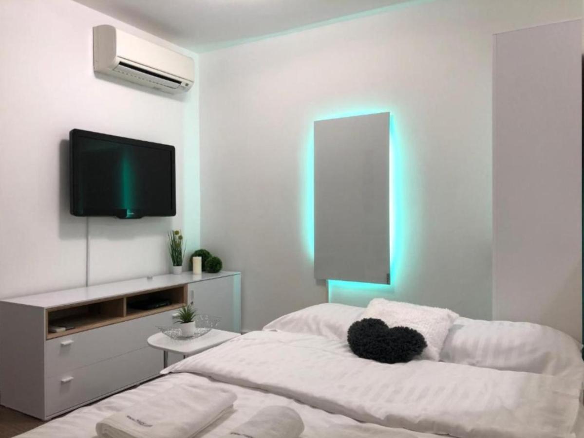 Modern Center Studio Under The Castle - Free Parking Διαμέρισμα Λιουμπλιάνα Εξωτερικό φωτογραφία