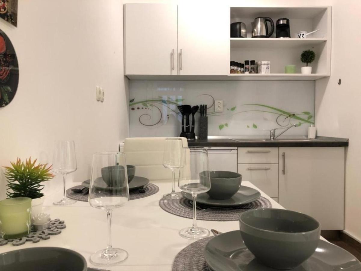 Modern Center Studio Under The Castle - Free Parking Διαμέρισμα Λιουμπλιάνα Εξωτερικό φωτογραφία